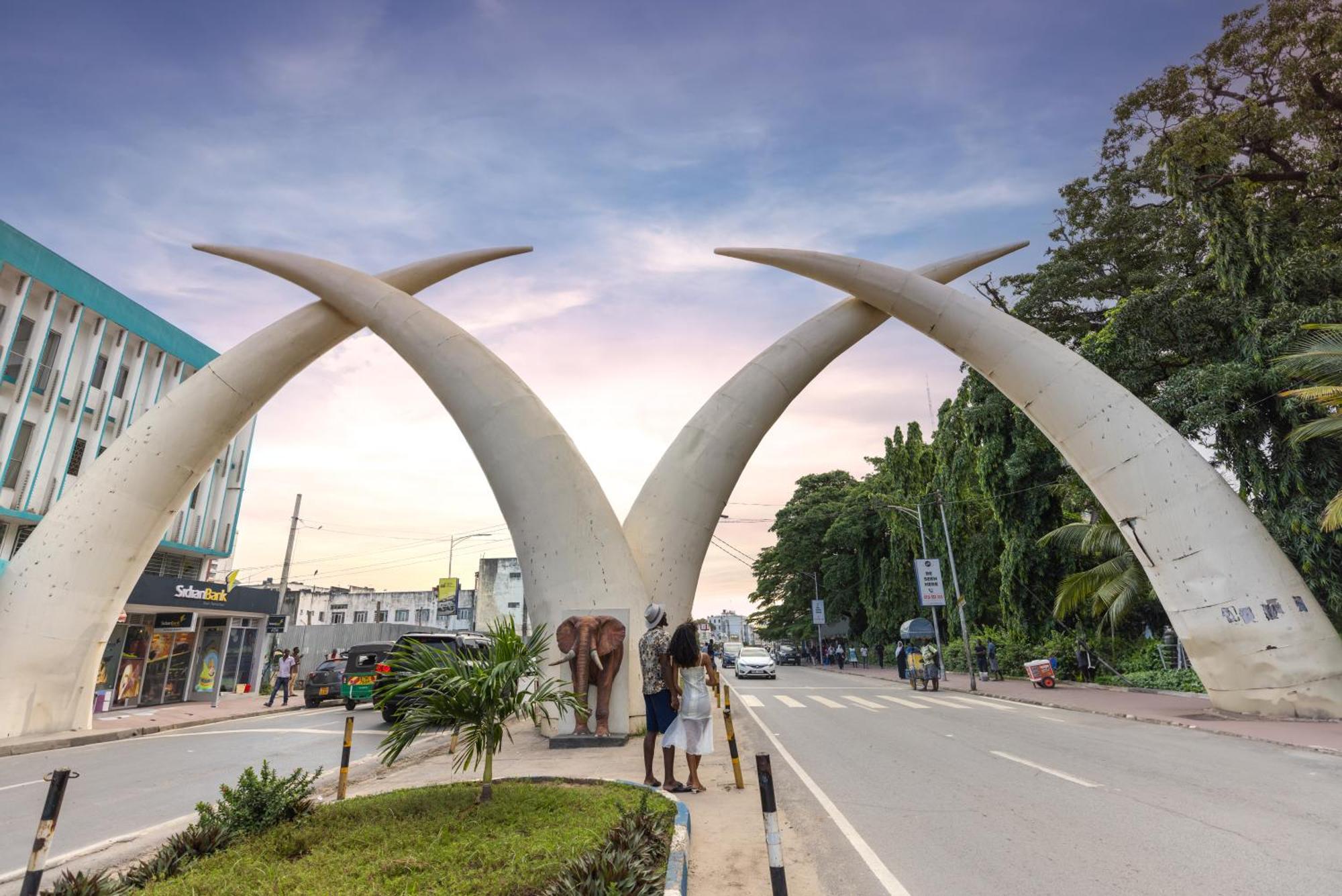 Sentrim Castle Royal Hotel Mombasa Exterior photo